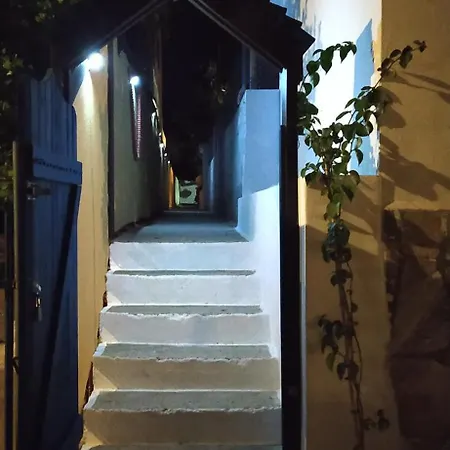 Sunny Days House
